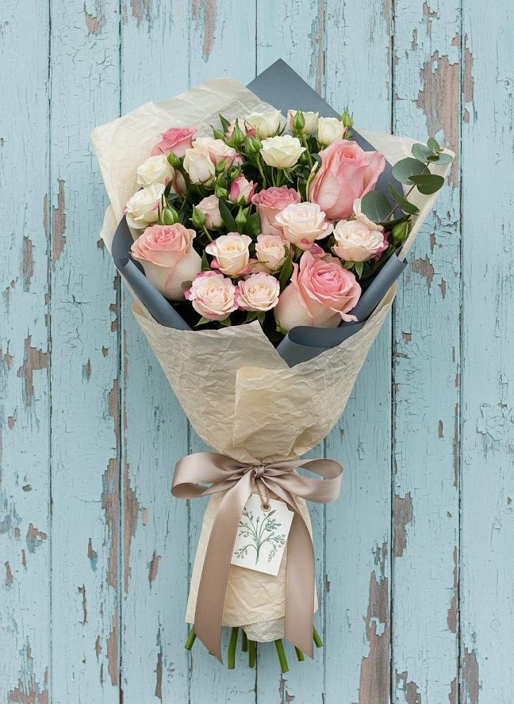 Букет цветов из: Розы в Советском Республики Марий Эл