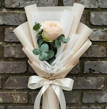 Букет цветов из:  Розы в Советском Республики Марий Эл