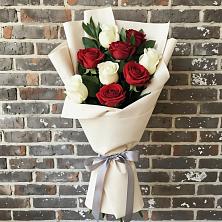 Букет цветов из:  Розы в Советском Республики Марий Эл