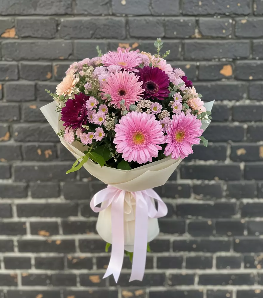 Букет цветов из: Герберы и Хризантемы в Советском Республики Марий Эл