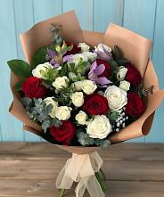 Букет цветов из:  Розы и Альстромерии в Советском Республики Марий Эл