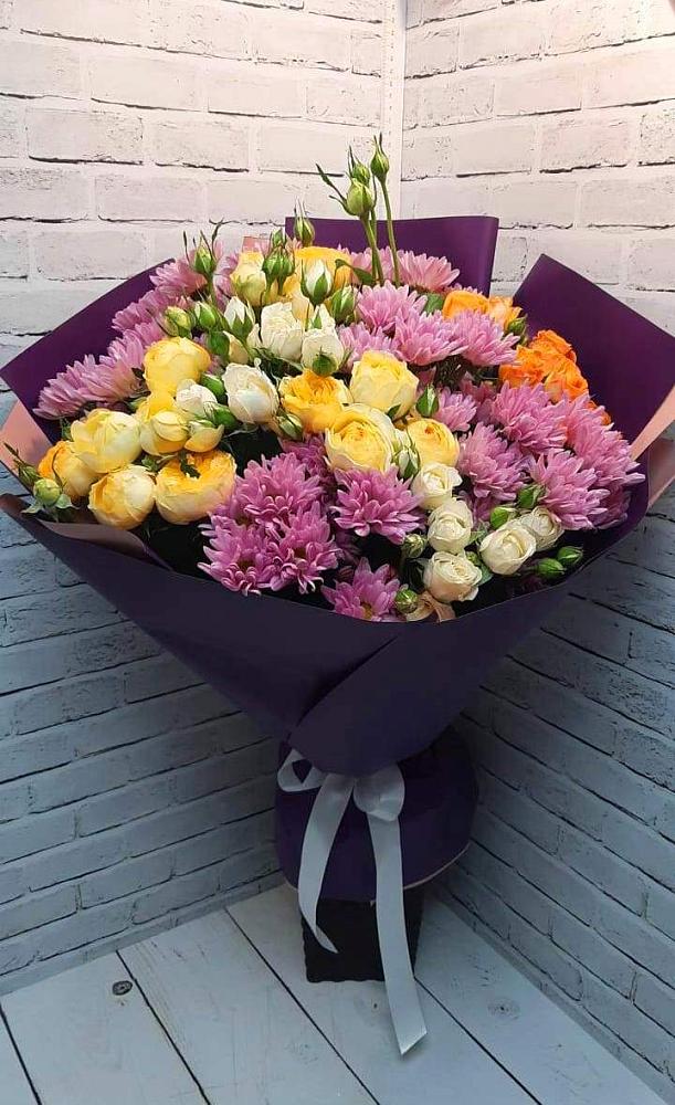 Букет цветов из: Хризантемы и Розы в Советском Республики Марий Эл