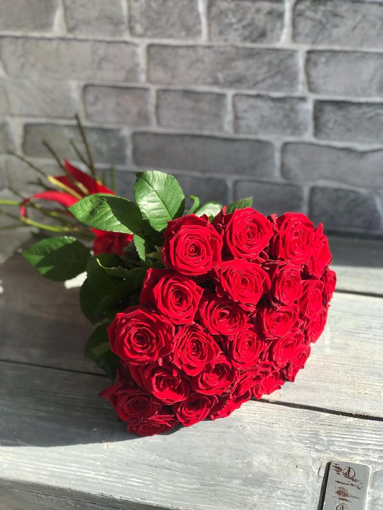 Букет Красные розы Фридом в Советском Республики Марий Эл