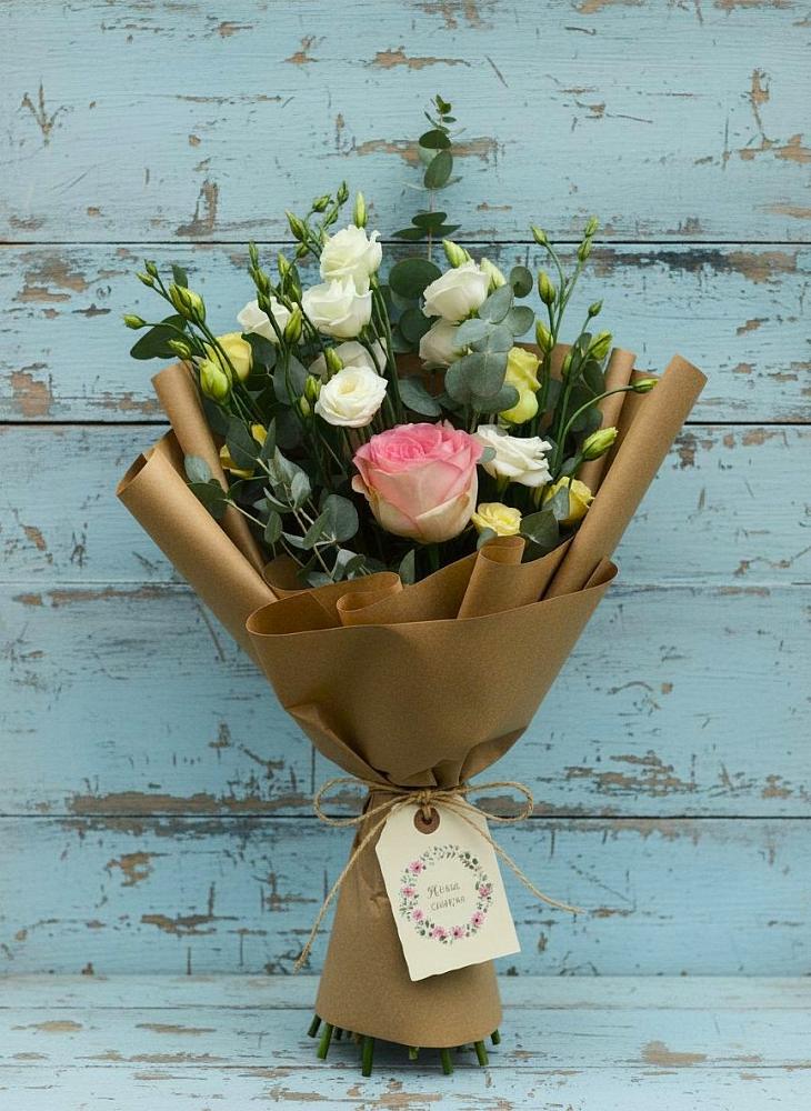 Букет цветов из: Розы и Лизиантусы в Советском Республики Марий Эл