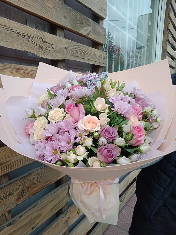 Букет цветов из: Розы и Хризантемы в Советском Республики Марий Эл