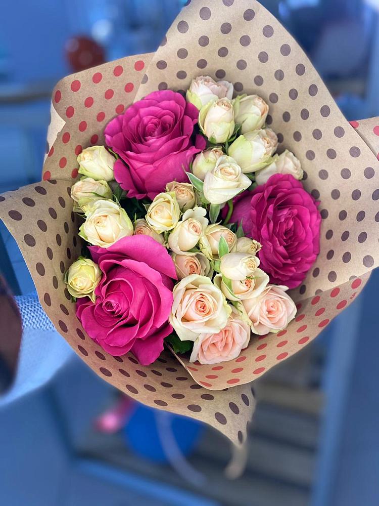 Букет цветов из: Розы в Советском Республики Марий Эл