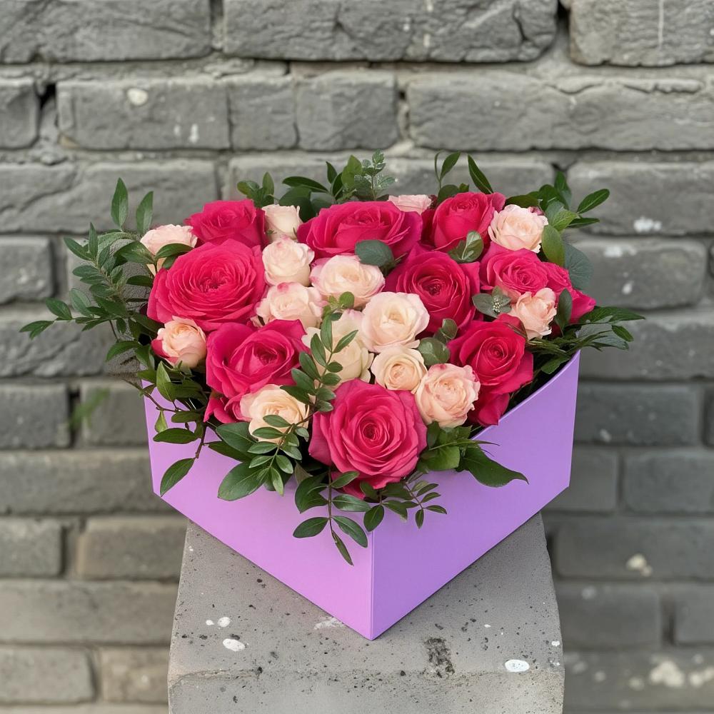 Цветочная композиция из Розы в коробке в Советском Республики Марий Эл