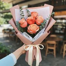 Букет цветов из:  Розы в Советском Республики Марий Эл