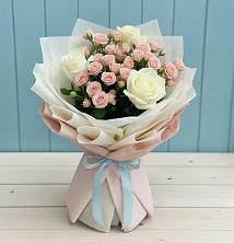 Букет цветов из:  Розы в Советском Республики Марий Эл