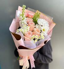 Букет цветов из:  Хризантемы и Розы в Советском Республики Марий Эл