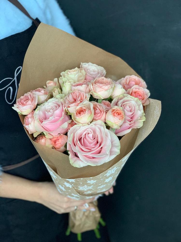 Букет цветов из: Хризантемы и Розы в Советском Республики Марий Эл