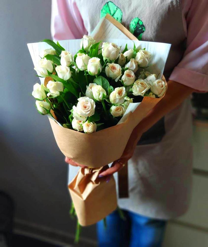 Букет цветов из: Розы в Советском Республики Марий Эл