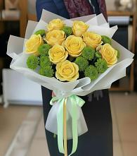 Букет цветов из:  Хризантемы и Розы в Советском Республики Марий Эл