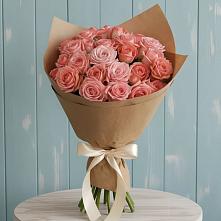 Букет цветов из:  Розы в Советском Республики Марий Эл