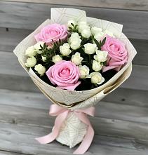 Букет цветов из:  Розы в Советском Республики Марий Эл