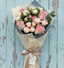 Букет цветов из:  Розы в Советском Республики Марий Эл