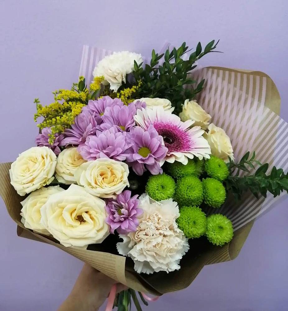 Букет цветов из: Хризантемы, Розы, Гвоздики и Герберы в Советском Республики Марий Эл