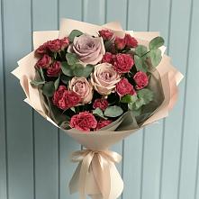 Букет цветов из:  Гвоздики и Розы в Советском Республики Марий Эл